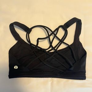 LULULEMON FREE TO BE WILD - SIZE 6 🖤